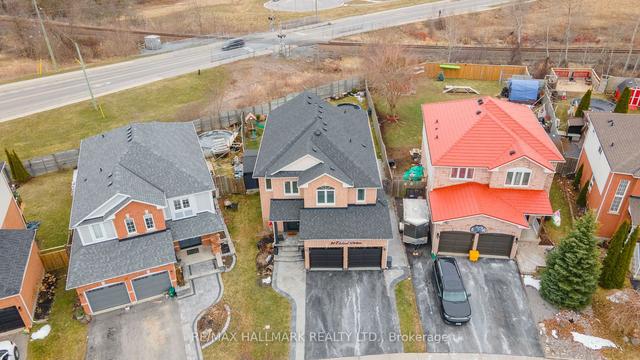 31 Eldad Dr, House detached with 4 bedrooms, 4 bathrooms and 6 parking in Clarington ON | Image 32