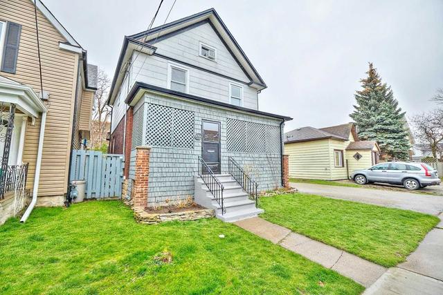 4764 St. Clair Ave, House detached with 4 bedrooms, 2 bathrooms and 6 parking in Niagara Falls ON | Card Image