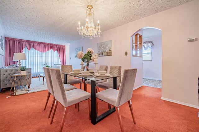 26 Sharon Crt, House semidetached with 4 bedrooms, 2 bathrooms and 4 parking in Brampton ON | Image 8