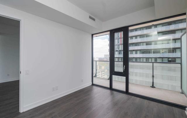 1807 - 161 Roehampton Ave, Condo with 2 bedrooms, 2 bathrooms and 1 parking in Toronto ON | Image 24