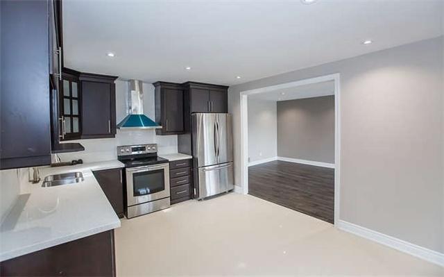22 Norbert Rd, House semidetached with 3 bedrooms, 3 bathrooms and 1 parking in Brampton ON | Image 8