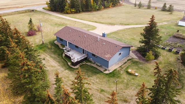 78512 Highway 744, House detached with 5 bedrooms, 3 bathrooms and null parking in Smoky River No. 130 AB | Image 34