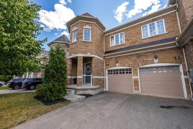 29 Keywood St, House attached with 3 bedrooms, 3 bathrooms and 3 parking in Ajax ON | Card Image