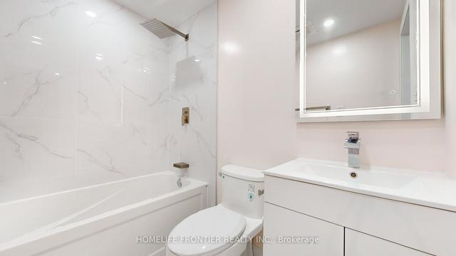 74 Flaming Roseway, Townhouse with 3 bedrooms, 3 bathrooms and 2 parking in Toronto ON | Image 6