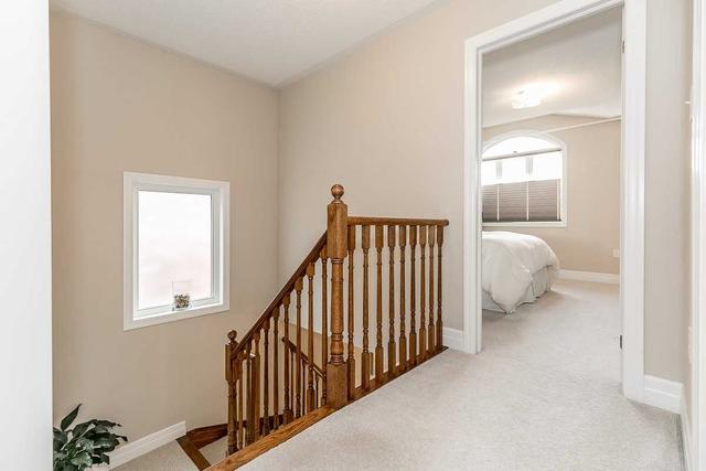 1406 Butler St, House detached with 3 bedrooms, 3 bathrooms and 4 parking in Innisfil ON | Image 10