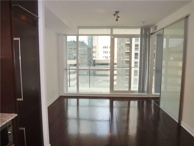 804 - 770 Bay St, Condo with 1 bedrooms, 1 bathrooms and 0 parking in Toronto ON | Image 7