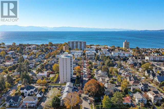 904 - 139 Clarence St, Condo with 2 bedrooms, 2 bathrooms and 1 parking in Victoria BC | Image 1