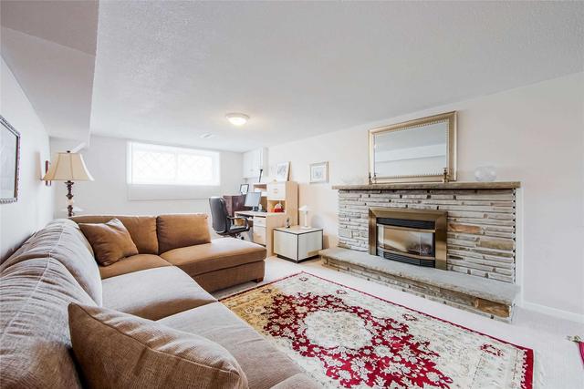 2506 Yarmouth Cres, House detached with 3 bedrooms, 2 bathrooms and 6 parking in Oakville ON | Image 27