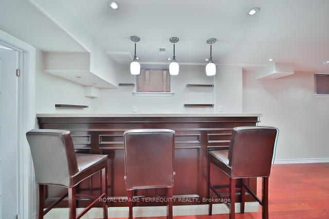 111 Brighton Ave, House detached with 4 bedrooms, 5 bathrooms and 8 parking in Toronto ON | Image 3