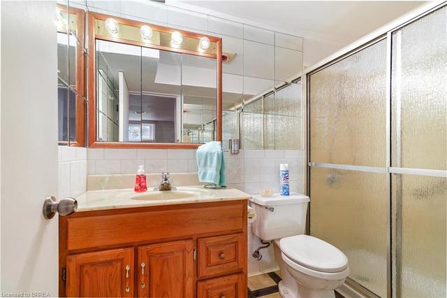 37 Sandringham Avenue, House detached with 4 bedrooms, 2 bathrooms and 5 parking in Hamilton ON | Image 32