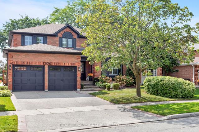 1206 Fairmeadow Tr, House detached with 4 bedrooms, 4 bathrooms and 4 parking in Oakville ON | Image 1