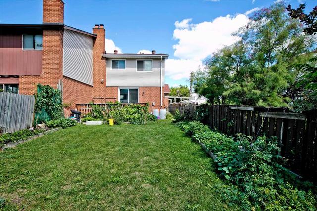 8 Ulysses Pl, House semidetached with 4 bedrooms, 4 bathrooms and 7 parking in Toronto ON | Image 20