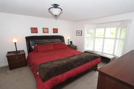 79 Edgewood Ave, House detached with 3 bedrooms, 3 bathrooms and 1 parking in Toronto ON | Image 6