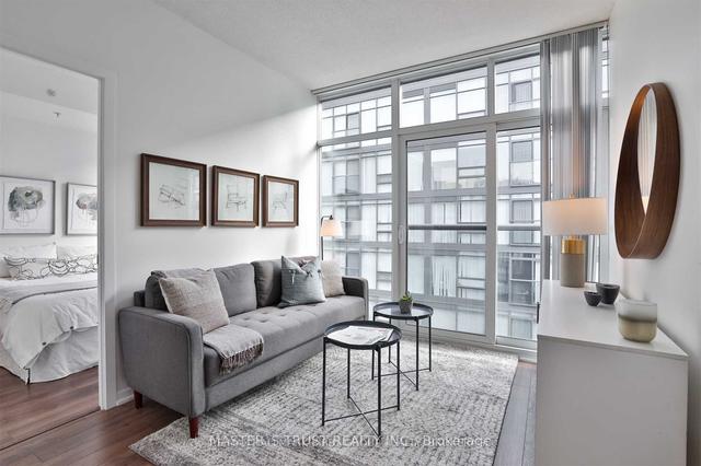 ph05 - 36 Lisgar St, Condo with 2 bedrooms, 2 bathrooms and 1 parking in Toronto ON | Image 1