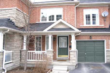 8 Torr Lane, Townhouse with 3 bedrooms, 3 bathrooms and 2 parking in Ajax ON | Image 1