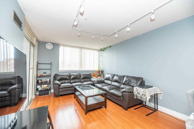 1710 - 2460 Eglinton Ave E, Condo with 2 bedrooms, 2 bathrooms and 1 parking in Toronto ON | Image 4