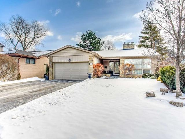 19 Canary Cres, House detached with 3 bedrooms, 2 bathrooms and 6 parking in Toronto ON | Image 1