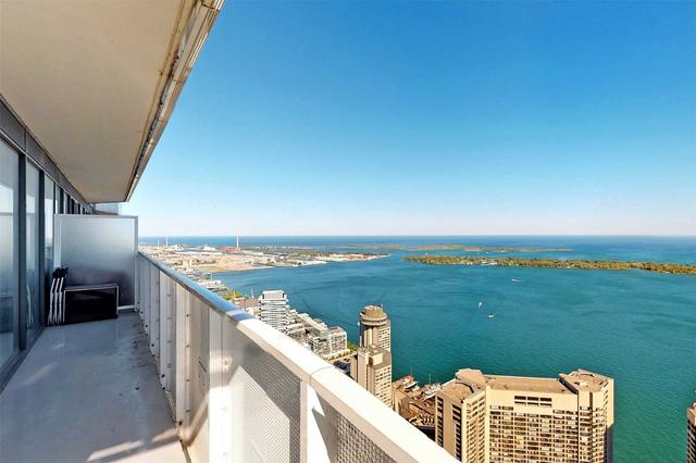 6710 - 88 Harbour St, Condo with 3 bedrooms, 2 bathrooms and 0 parking in Toronto ON | Image 25