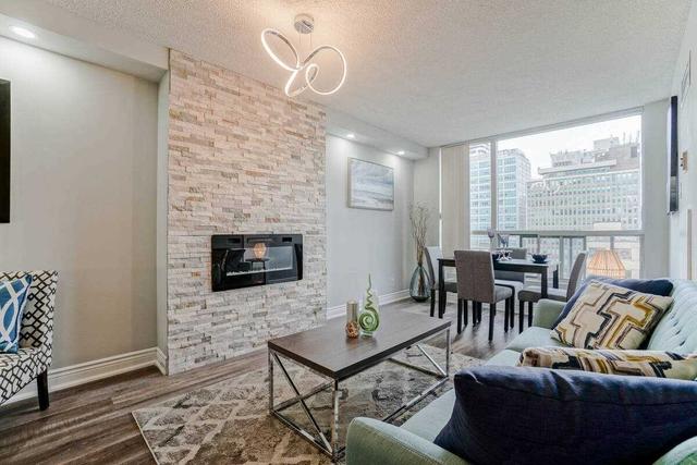 1106 - 92 King St E, Condo with 2 bedrooms, 2 bathrooms and 1 parking in Toronto ON | Image 1
