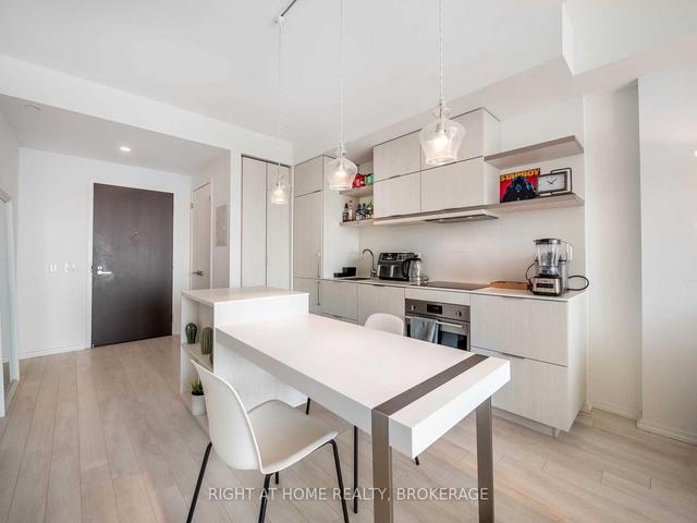 5607 - 197 Yonge St, Condo with 1 bedrooms, 1 bathrooms and 0 parking in Toronto ON | Image 8