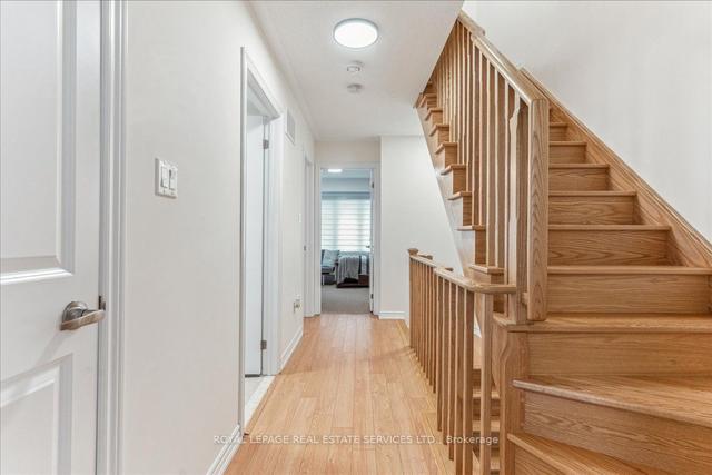 th 7 - 389 The Westway, House attached with 3 bedrooms, 2 bathrooms and 2 parking in Toronto ON | Image 9