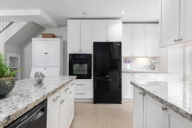 308 Soudan Ave, House semidetached with 3 bedrooms, 2 bathrooms and 1 parking in Toronto ON | Image 4