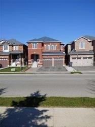 80 Mc Crimmon Dr, House detached with 4 bedrooms, 3 bathrooms and 4 parking in Brampton ON | Image 1