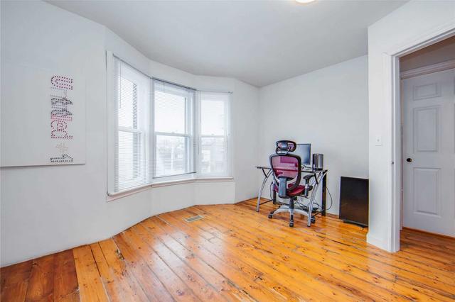 1547 Queen St W, House semidetached with 5 bedrooms, 2 bathrooms and 0 parking in Toronto ON | Image 22