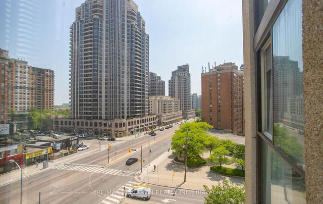510 - 5460 Yonge St, Condo with 2 bedrooms, 2 bathrooms and 1 parking in Toronto ON | Image 7