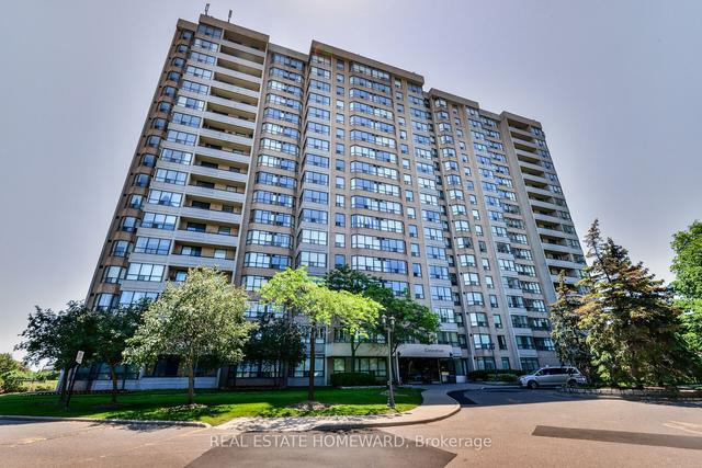 809 - 10 Malta Ave, Condo with 3 bedrooms, 2 bathrooms and 1 parking in Brampton ON | Image 1