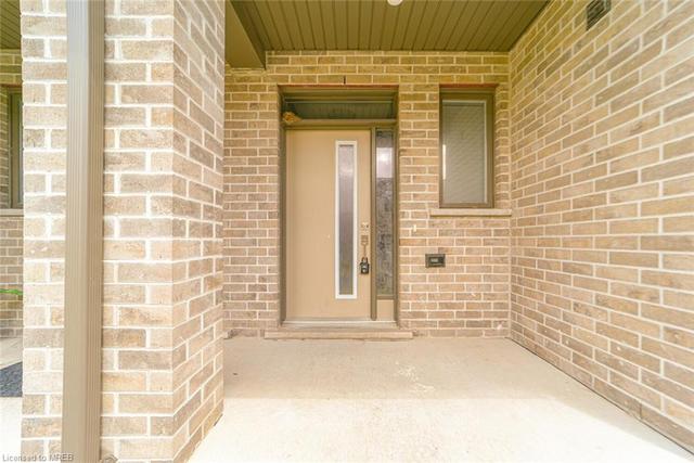 86 - 2070 Meadowgate Boulevard, House attached with 3 bedrooms, 3 bathrooms and 2 parking in London ON | Image 5
