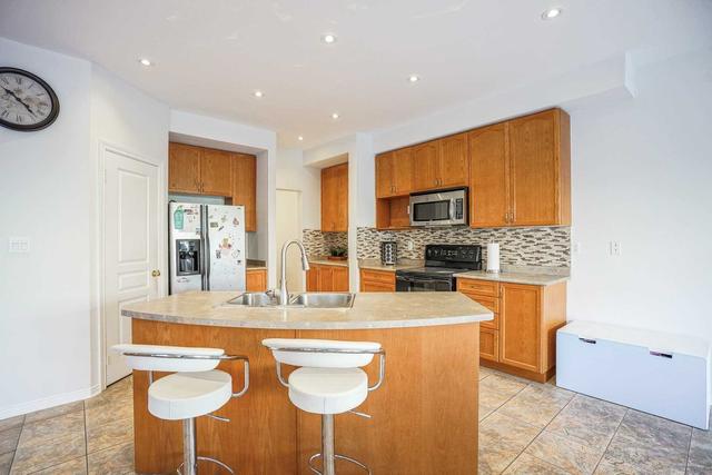 4 Coral Cove Crt, House detached with 4 bedrooms, 5 bathrooms and 6 parking in Markham ON | Image 7