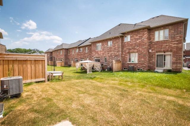 100 Workmens Circ, House attached with 3 bedrooms, 3 bathrooms and 2 parking in Ajax ON | Image 31