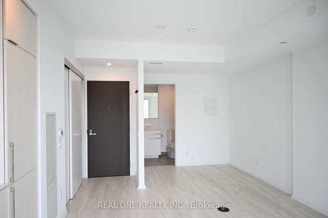 3008 - 197 Yonge St, Condo with 0 bedrooms, 1 bathrooms and 0 parking in Toronto ON | Image 9