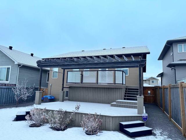 B - 8118 112 Street, House other with 3 bedrooms, 2 bathrooms and null parking in Grande Prairie AB | Image 18
