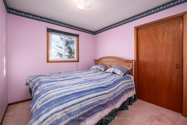 1225 Sunnyside Rd, House detached with 3 bedrooms, 1 bathrooms and 7 parking in Kingston ON | Image 26