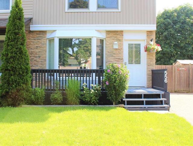556 Lakeview Ave, House semidetached with 3 bedrooms, 2 bathrooms and 3 parking in Oshawa ON | Image 12