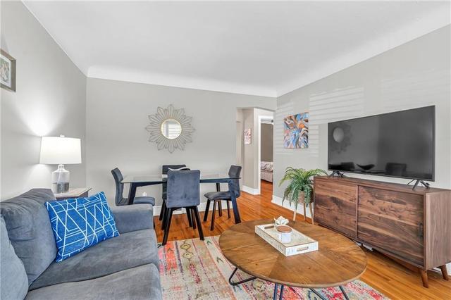 360 East 25th Street, House detached with 2 bedrooms, 1 bathrooms and 3 parking in Hamilton ON | Image 8