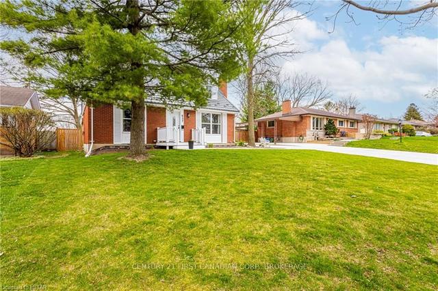 537 Ridgewood Cres, House detached with 4 bedrooms, 2 bathrooms and 4 parking in London ON | Image 23