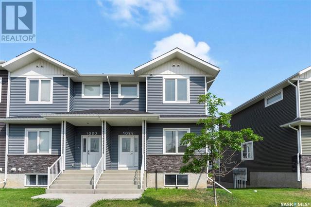 1018 Evergreen Boulevard, House attached with 3 bedrooms, 3 bathrooms and null parking in Saskatoon SK | Image 3