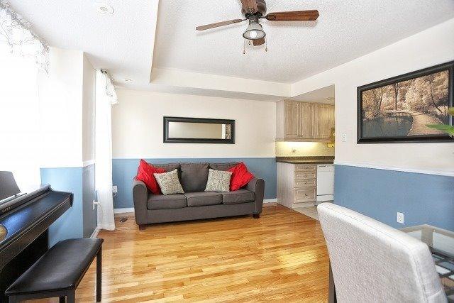 106 - 42 Pinery Tr, Townhouse with 3 bedrooms, 2 bathrooms and 1 parking in Toronto ON | Image 5
