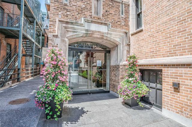 2a - 36 Hazelton Ave, Condo with 2 bedrooms, 3 bathrooms and 2 parking in Toronto ON | Image 1