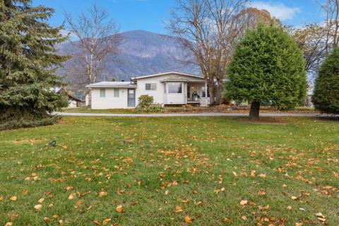 5030 Canyon-Lister Road, Creston, BC, V0B1C1 | Card Image