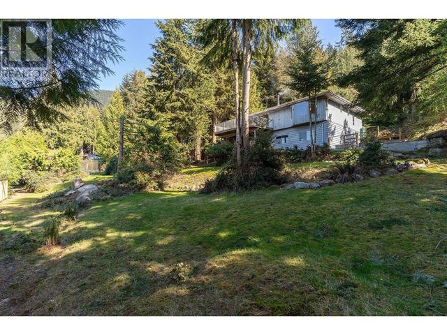 876 Windjammer Road, House detached with 4 bedrooms, 3 bathrooms and null parking in Bowen Island BC | Image 32