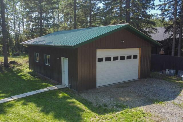 209 Eagle Ridge Avenue, House detached with 3 bedrooms, 2 bathrooms and null parking in Clearwater County AB | Image 33
