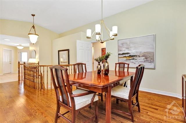 13 Coulson Court, Townhouse with 3 bedrooms, 2 bathrooms and 4 parking in Ottawa ON | Image 9