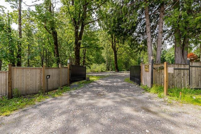 1680 Columbia Valley Road, House detached with 2 bedrooms, 1 bathrooms and null parking in Fraser Valley H BC | Image 3