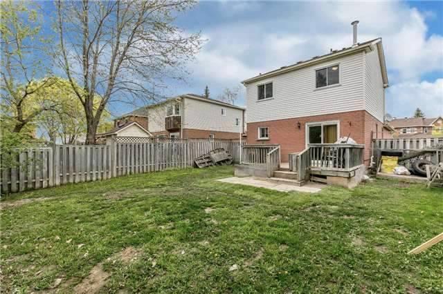210 Kozlov St, House detached with 3 bedrooms, 2 bathrooms and 2 parking in Barrie ON | Image 19