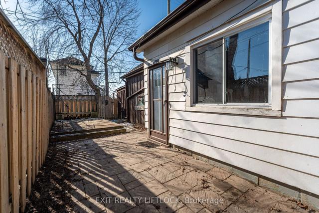 223 Prince St, House detached with 3 bedrooms, 1 bathrooms and 3 parking in Peterborough ON | Image 14