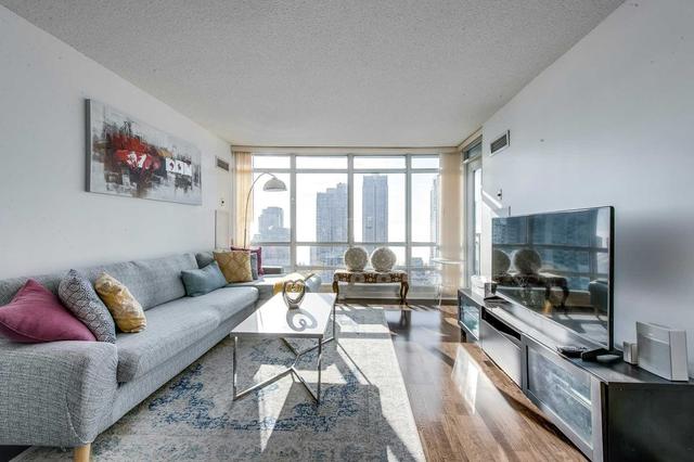 3611 - 397 Front St W, Condo with 2 bedrooms, 2 bathrooms and 2 parking in Toronto ON | Image 1